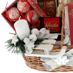 Zenovius Christmas gift basket 7