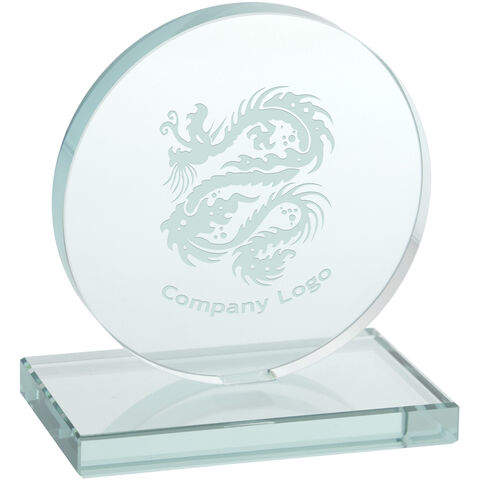 Round trophy made of glass