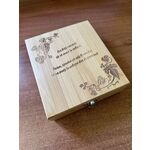Bamboo Box with Wine Accessories 8