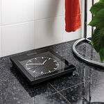 2-in-1 bathroom scale with clock 2