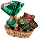 Christmas green gift basket 1