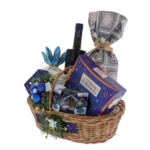Christmas gift basket Wine Chocolate 3