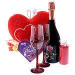 Love gift basket 2