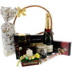 Easter Gift Basket Moet 3