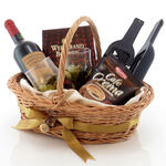 Gift Basket with Wine and Accesoires 4