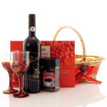 Gift Basket Wine Happy Birthday 1