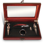 Wine accessories box with 5 pieces 3