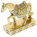 Arany szinű lófigura 3