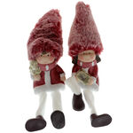Figurine with pink fur hat 5