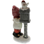 Illuminated child figurine with mailbox 3