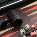 Backgammon luxus játék aktatáskába fekete-piros 2
