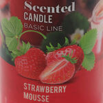 Strawberry scented candle 12cm 6