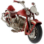 Piros indiai motorkerékpár modell 2
