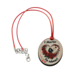 Mărțișor Colier „Te iubesc” cu Șnur Ajustabil – Pandantiv din Lemn Personalizat, 1 Martie 2