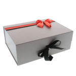 Személyre szabott Moet festett  poharakkal díszdobozban 6