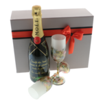 Személyre szabott Moet festett  poharakkal díszdobozban 2