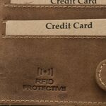 Portofel Craniu din piele naturală maro cu capsă și RFID – Portofel bărbați personalizabil 5