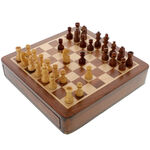 Elegant magnetic wooden chess