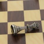 Elegáns fa és fém sakk 30cm 11