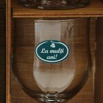 Set cadou Ambiția vin personalizat și pahare în cutie lemn 9