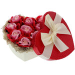 Gift set with roses and teddy bear with heart 5