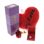 Love Ajándékcsomag Fém Rózsával, Ezüst Nyaklánccal és Szív Párnával 3