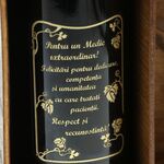 Doctor Gift Set with Personalized Wine and Glasses – Elegant Wooden Gift Box 7