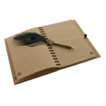 Set Cadou „Scrie-ți Povestea” cu Agendă din Bambus, Stilou cu Pană și Vin Francez 6