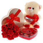 Bear Gift Set With Heart And Roses