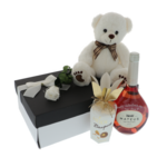 Teddy mackó ajándék szett fehér rózsával, Valentin
