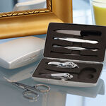 Manicure set with 7 tools 2