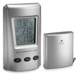 Thermometer with outdoor sensor 1