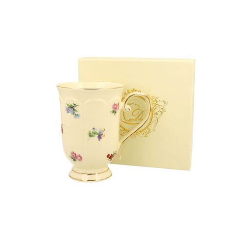 Porcelain mug with cream flowers Ecru England 450ml