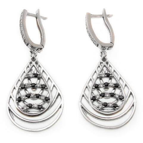 Queen Style Silver Earrings