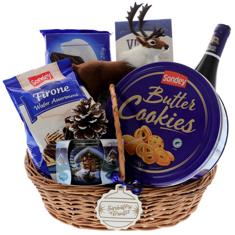 Christmas gift basket: Deer