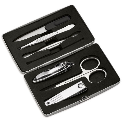 Manicure set with 7 tools